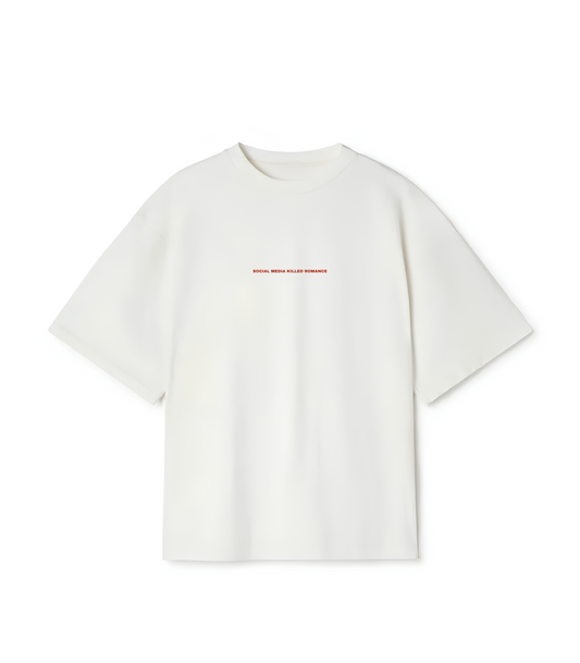 Oversized Tee "Social Media Killed Romance"